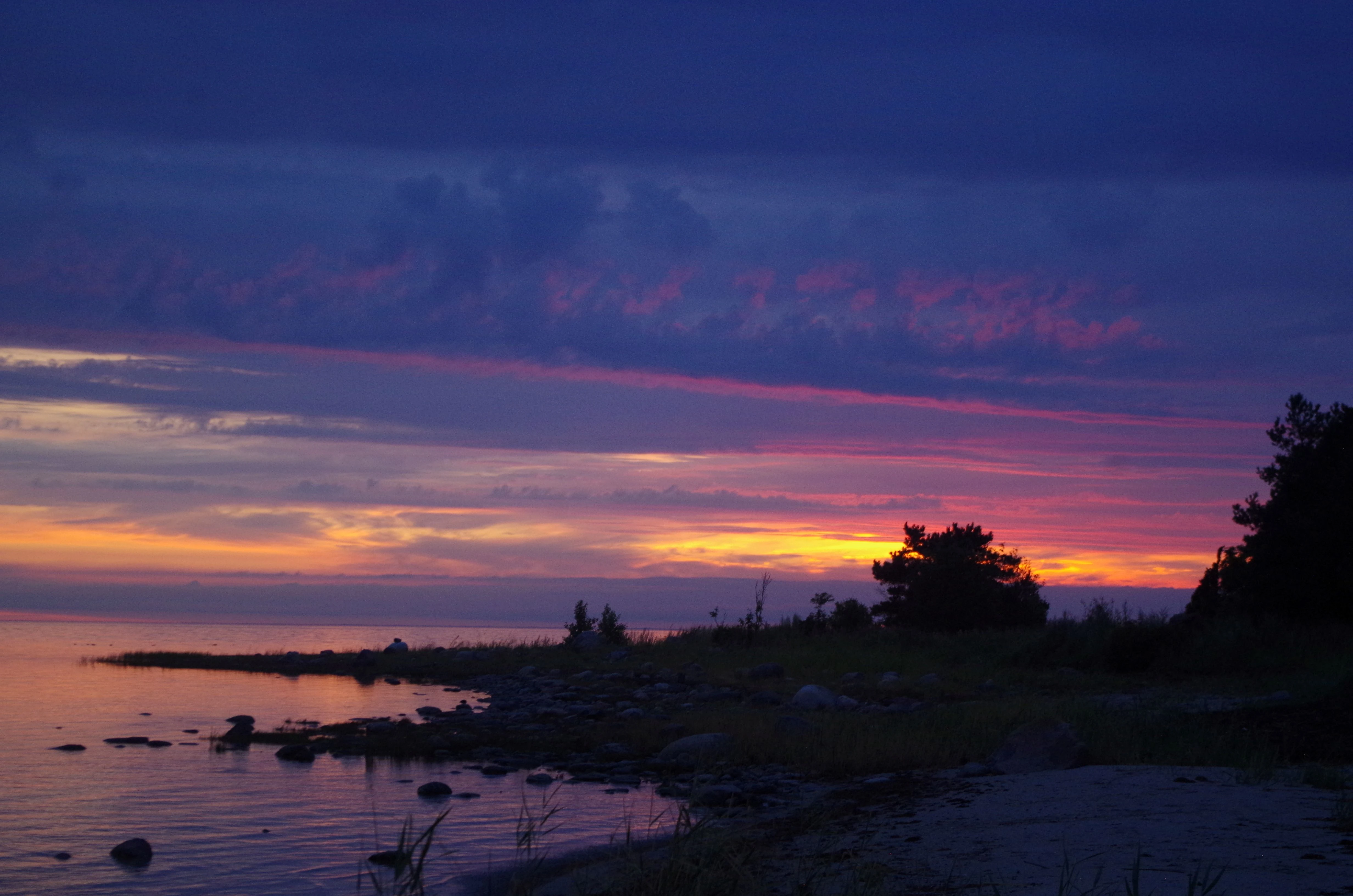 surfhunt estonia coastal hike outdoors