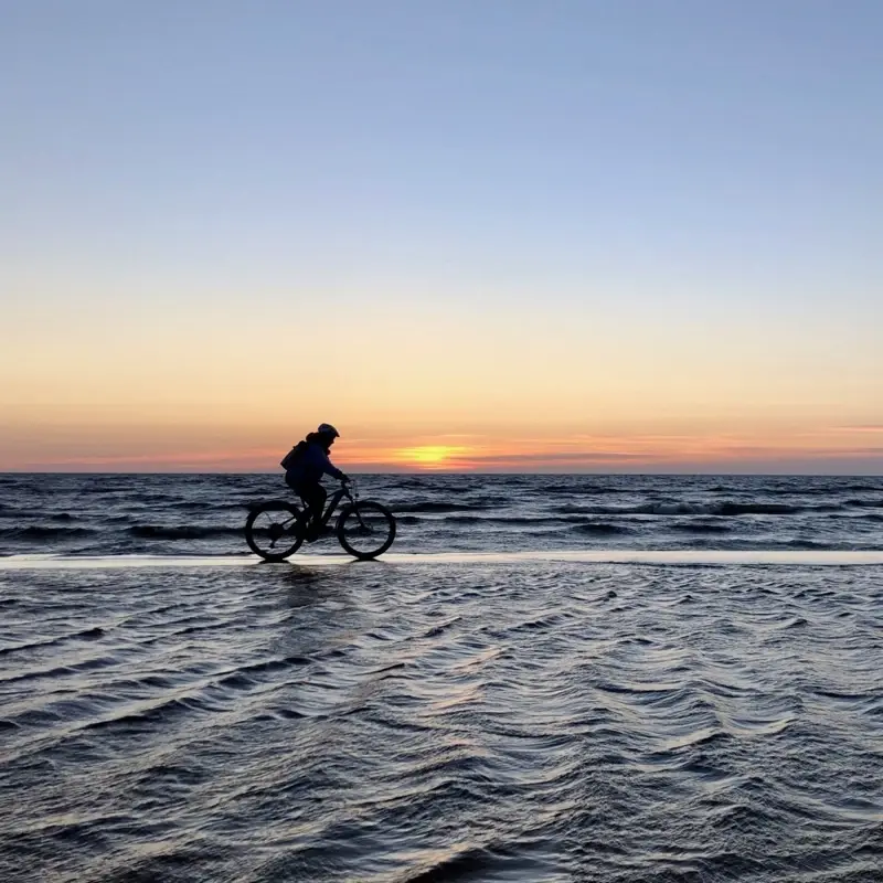 Easy ride r bike Tuja Salacgriva sunset