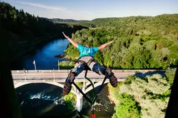 Sigulda adventures bungee jump