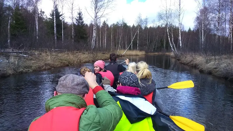 360kraadi balticnature kanooeing estonia water activity teams Ta
