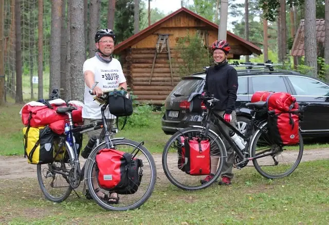 city bike cycle guided hikes nature