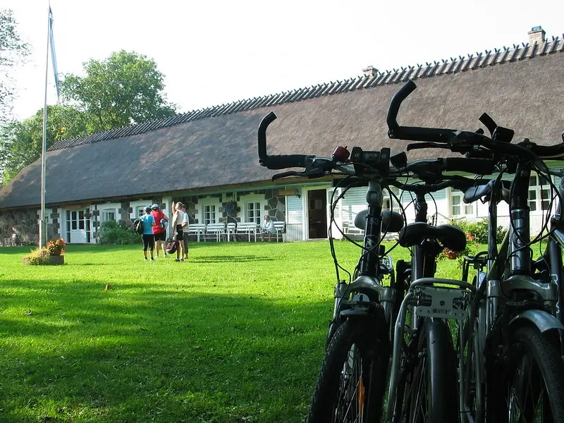 city bike cycle guided Saaremaa koguva village