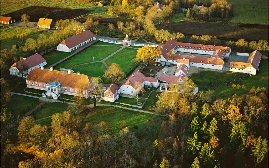 activest hike nature estonia baltics lahemaa