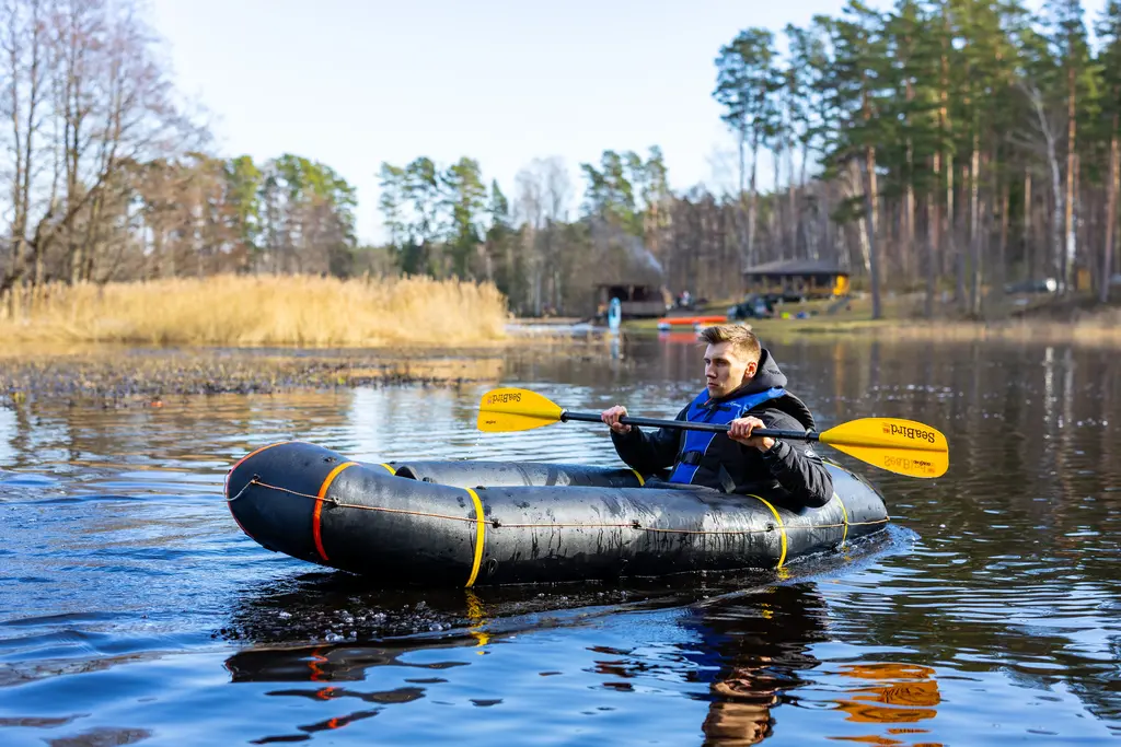 58714512 6E85 42DB B793 2278997EBB2B jpegmovement spontaneous packrafting 1