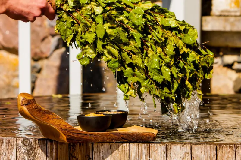 Pädaste sauna wellbeing relax manor estonia