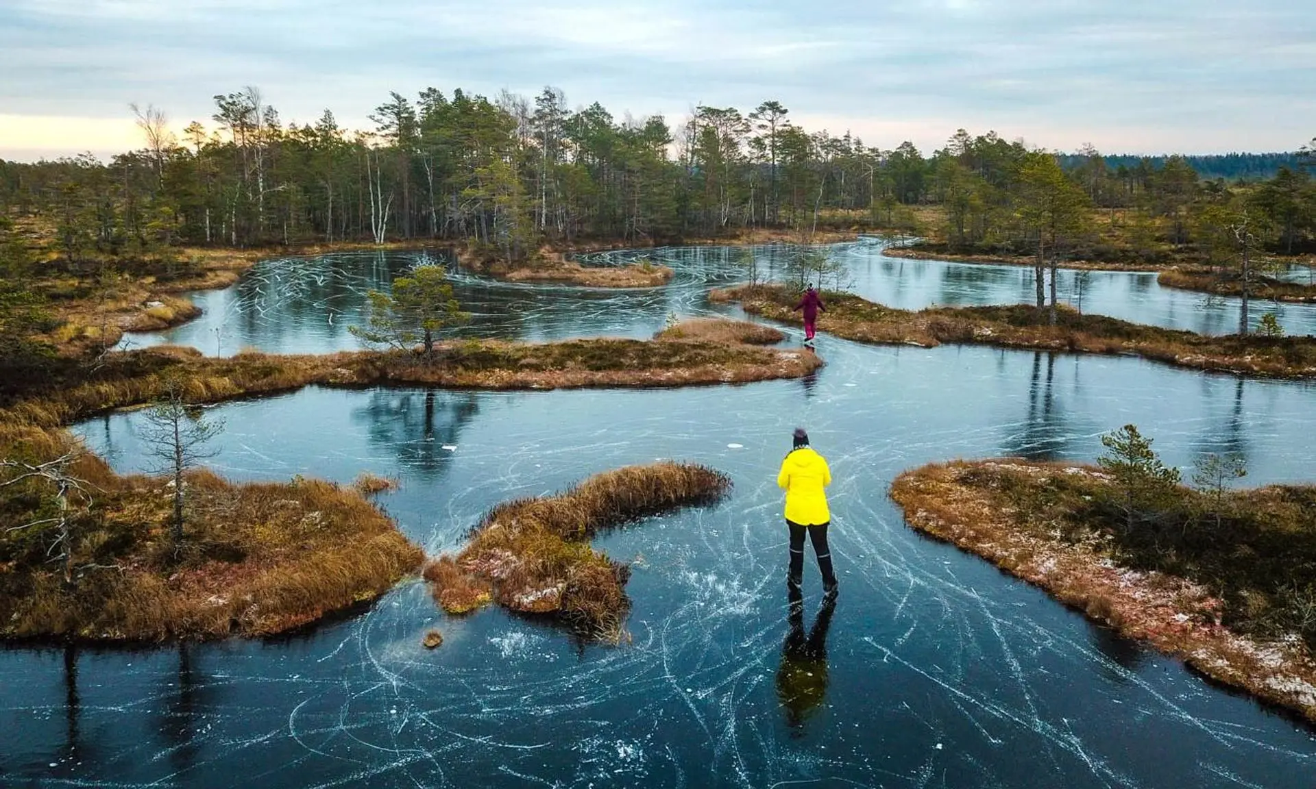 seiklevabaks winter bog iceskating bogshoes ice