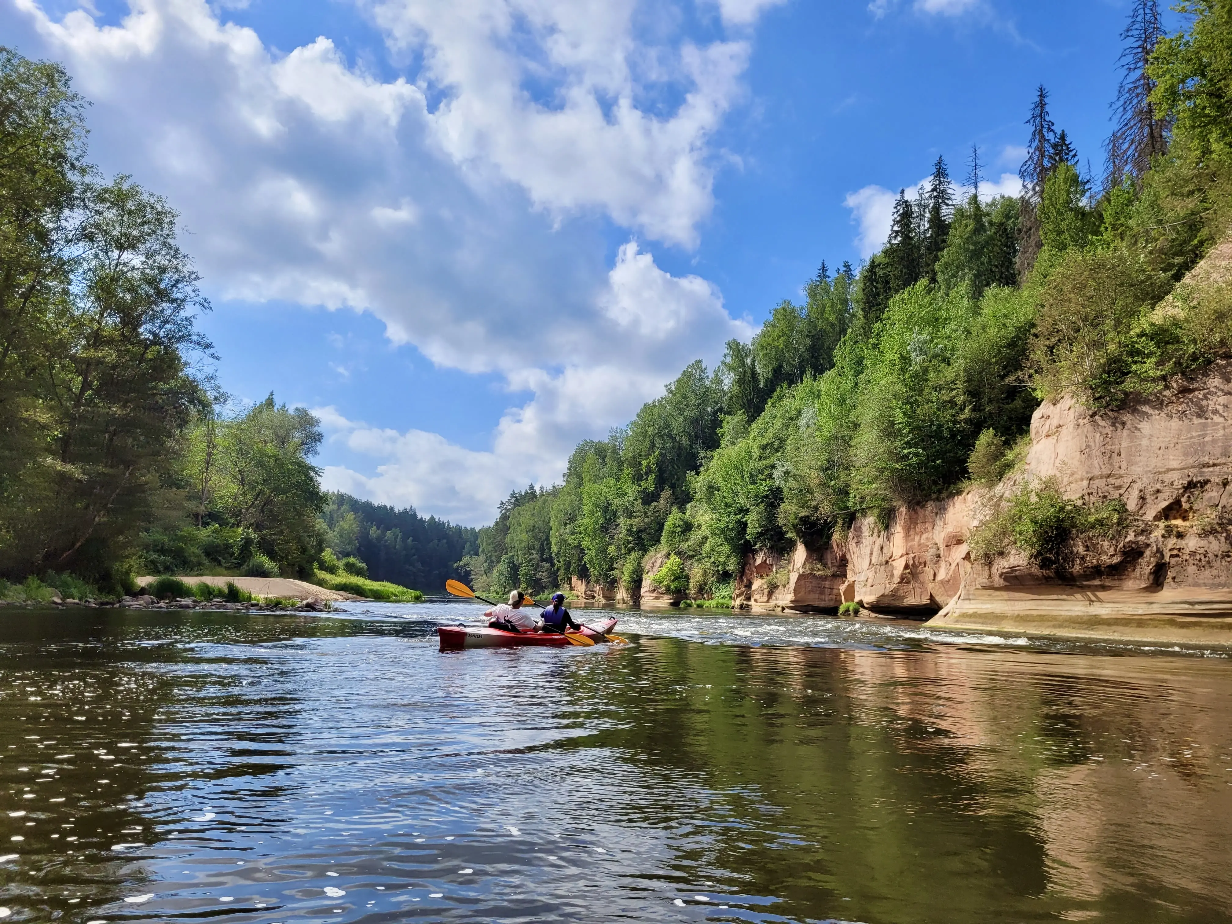Kayaking in Gauja River Ķūķu clifs  Photo by Rolands Ratfelder
